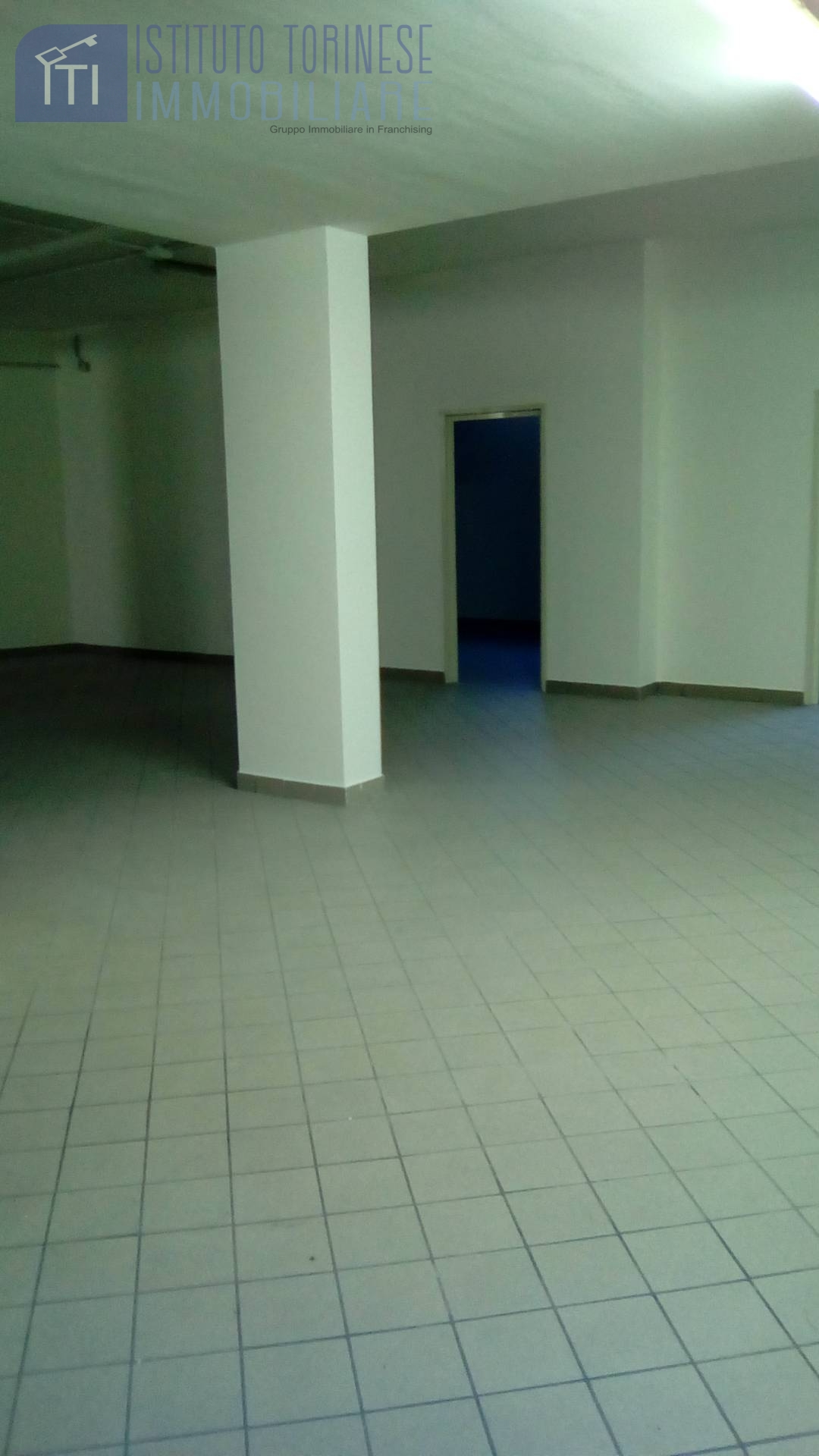 LICENZA/ATTIVITA COMM.LE in affitto a Sant'Antimo