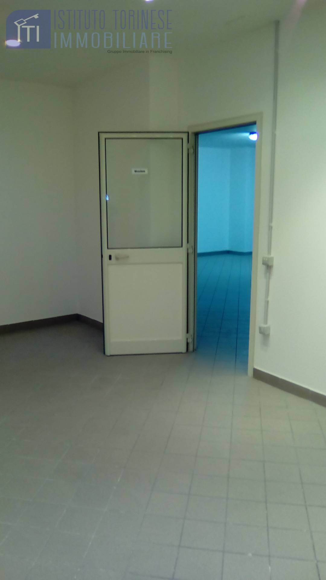 LICENZA/ATTIVITA COMM.LE in affitto a Sant'Antimo