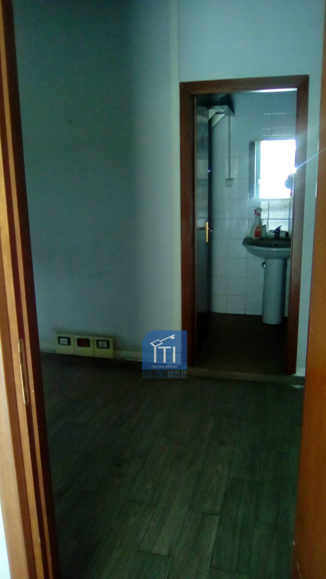 CAPANNONE INDUSTRIALE in vendita a Sant'Antimo