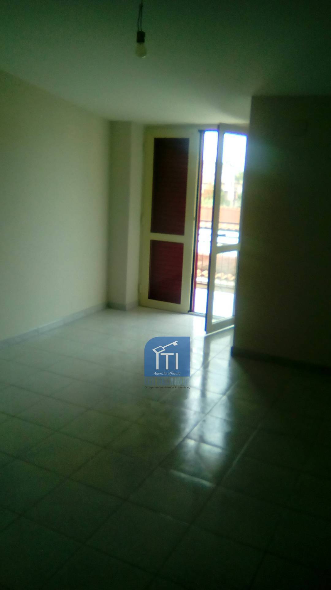 QUADRILOCALE in affitto a Cesa