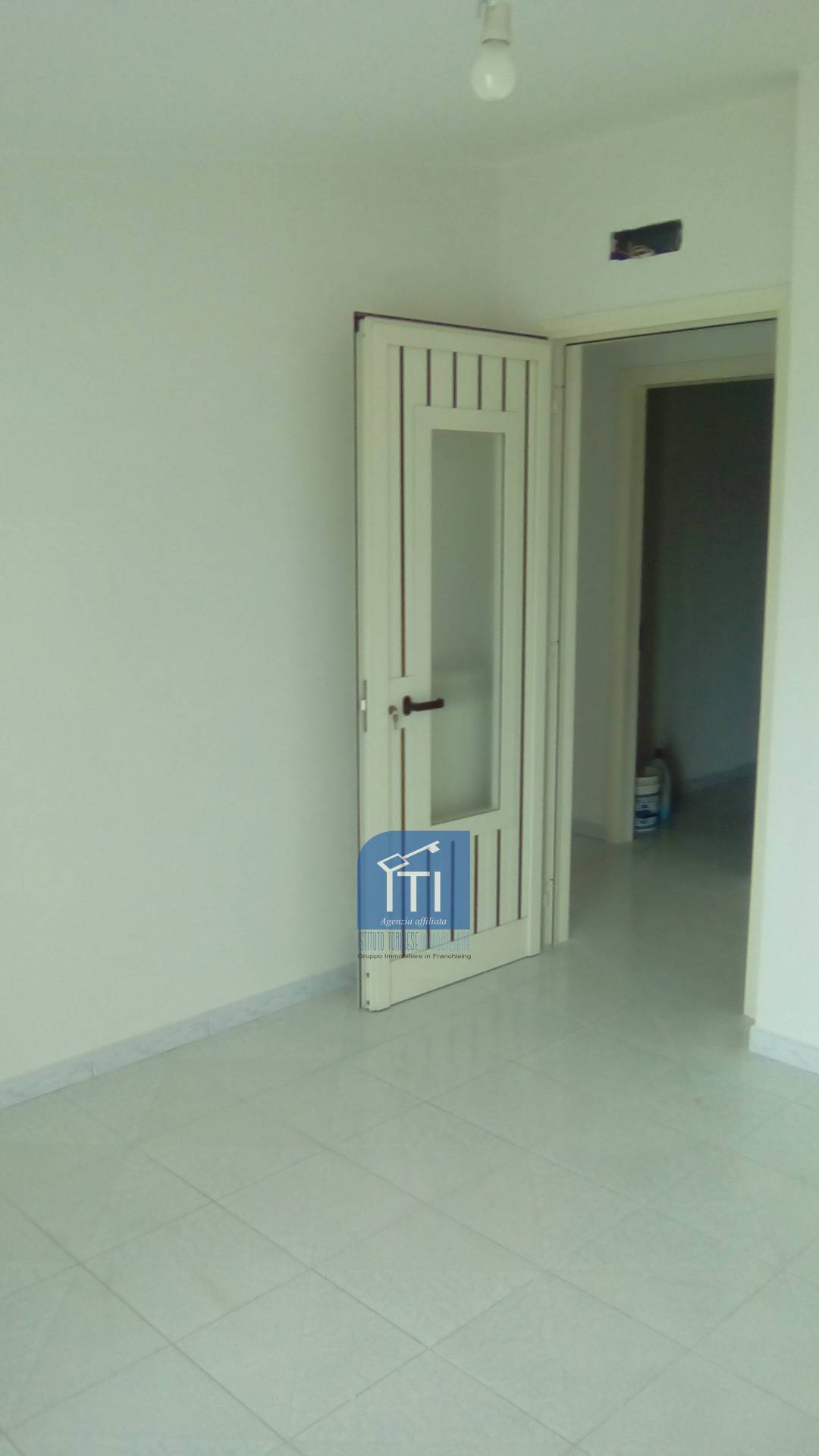 QUADRILOCALE in affitto a Cesa