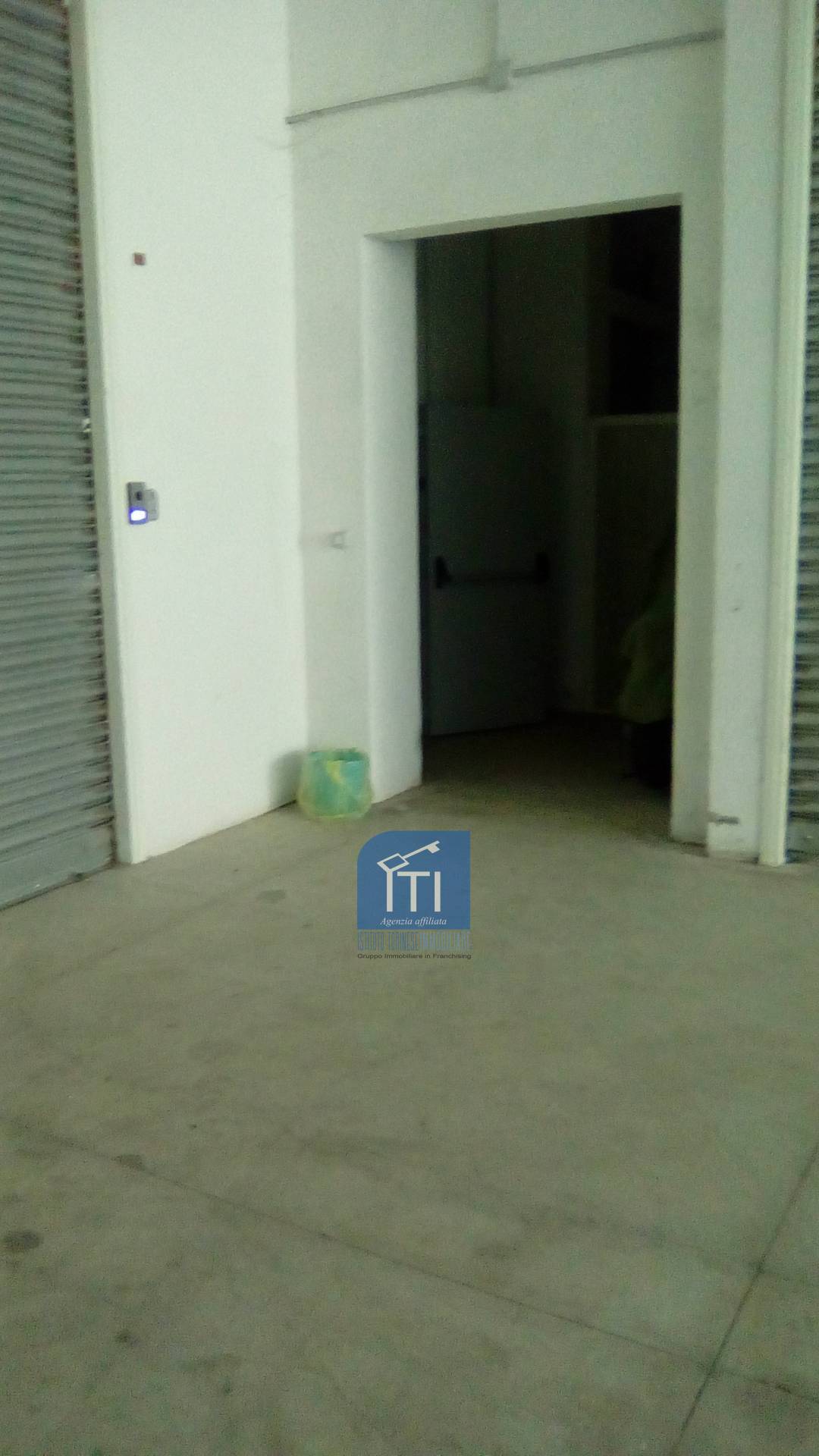 LICENZA/ATTIVITA COMM.LE in affitto a Sant'Antimo