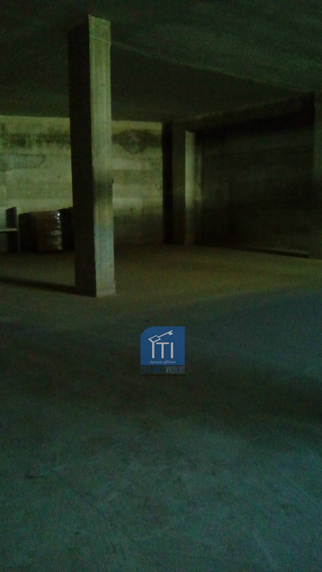 LICENZA/ATTIVITA COMM.LE in affitto a Sant'Antimo