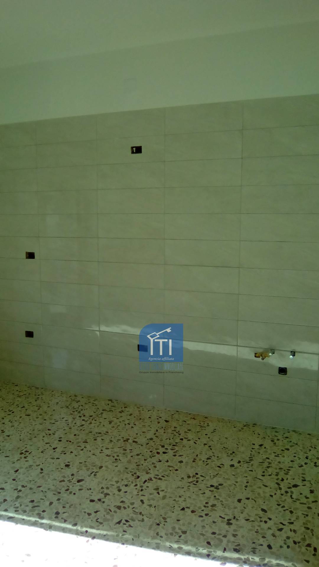 APPARTAMENTO + DI 4 LOCALI in affitto a Casandrino