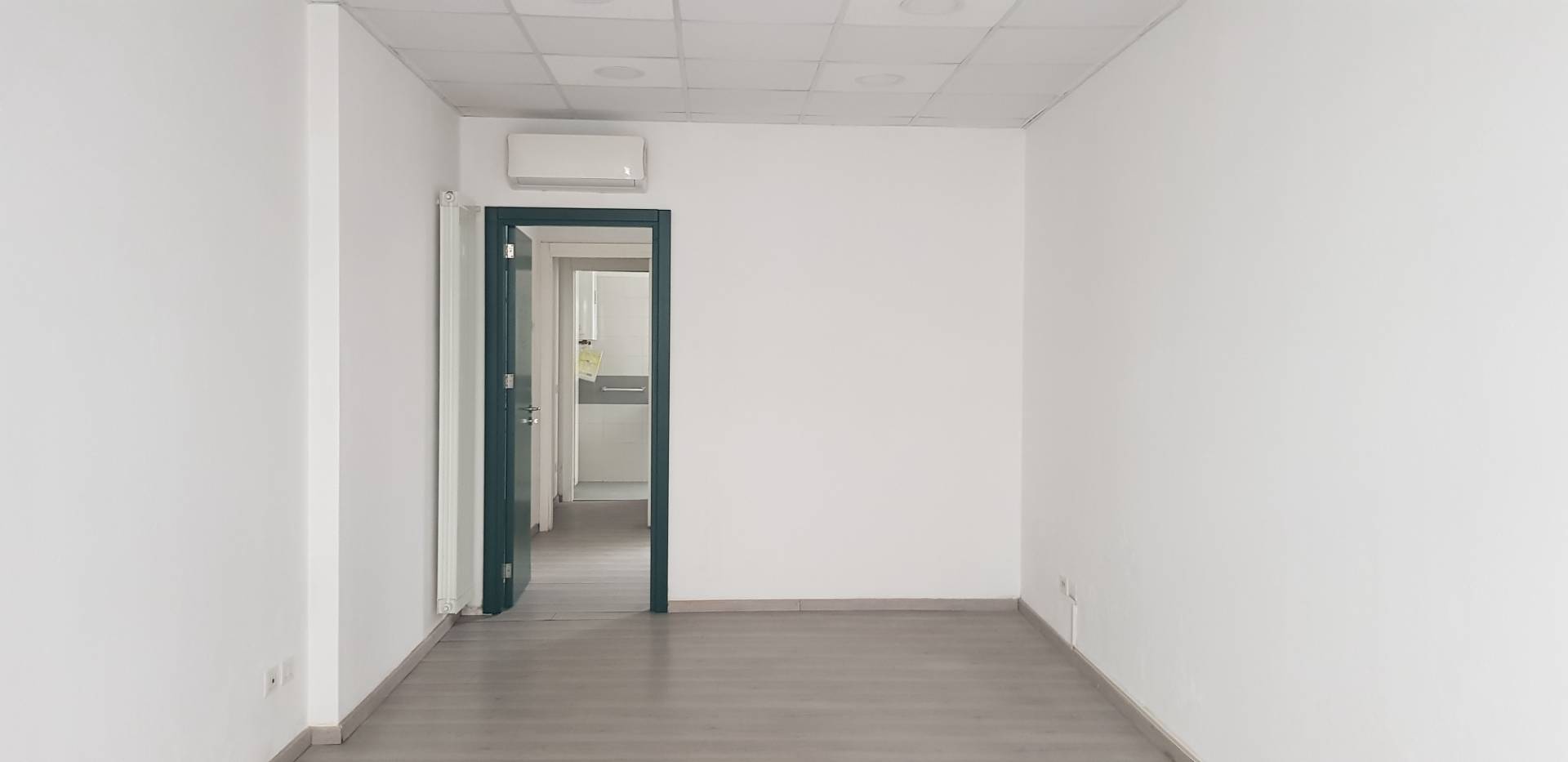 Negozio in vendita a Melzo