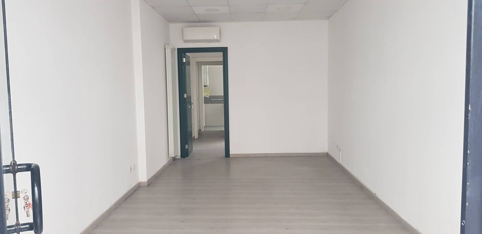 Negozio in vendita a Melzo