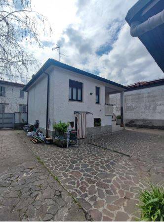 Villa in vendita a Melzo