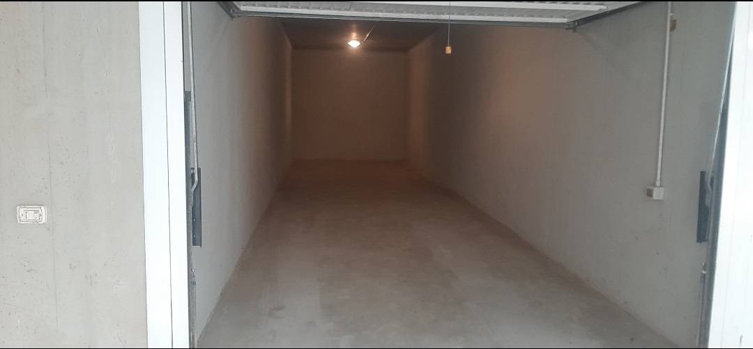 Box o garage in affitto a Bellinzago Lombardo