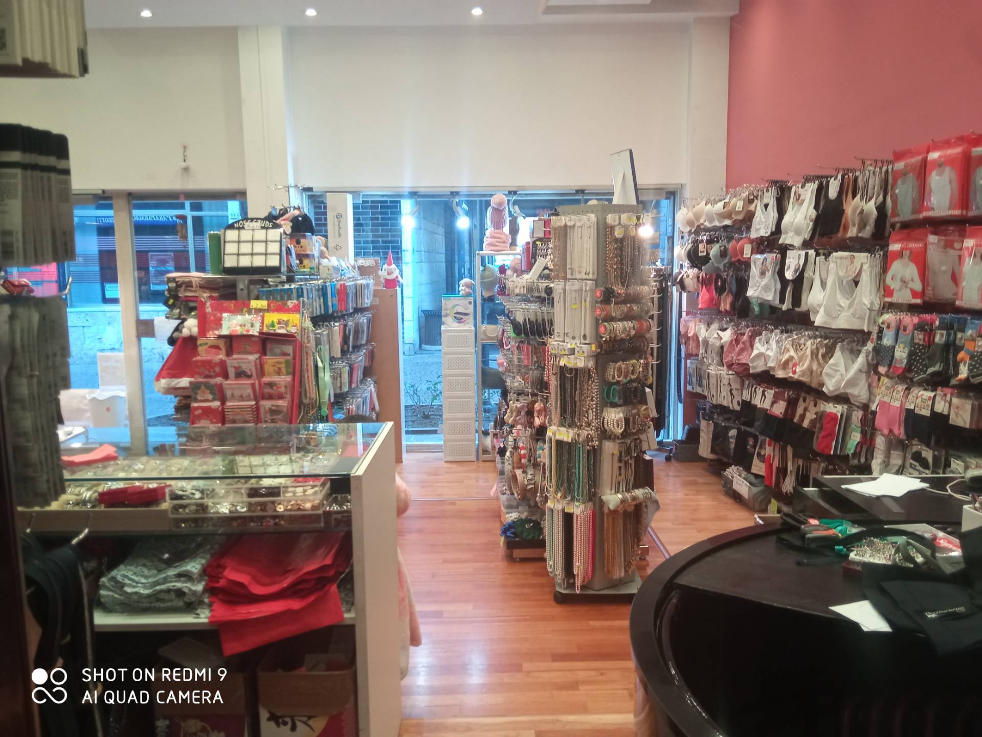 Negozio in affitto a Melzo