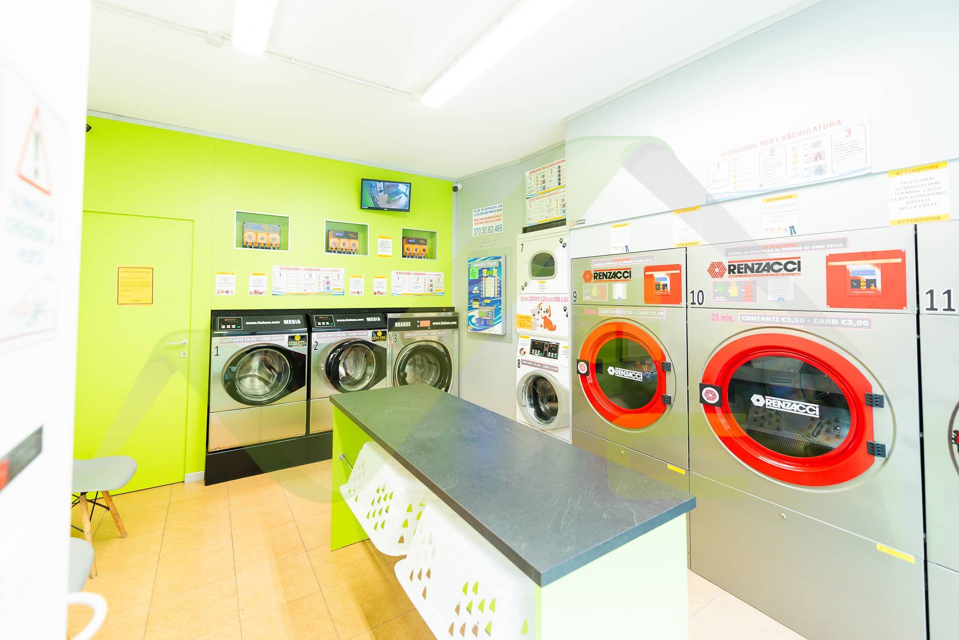 Negozio in vendita a Vignate