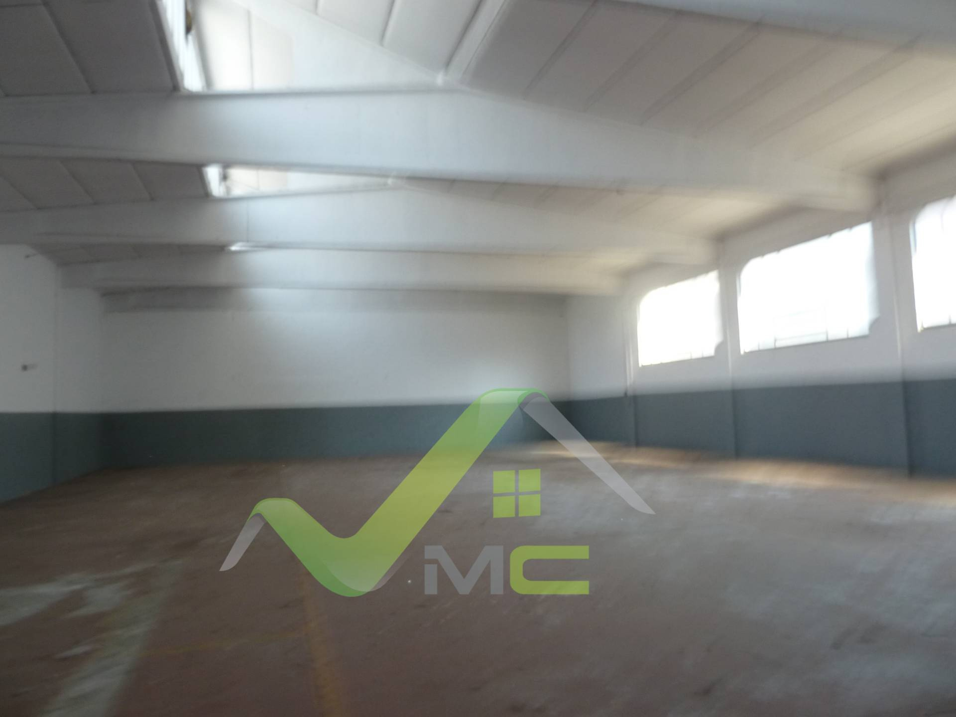 Capannone in vendita a Liscate