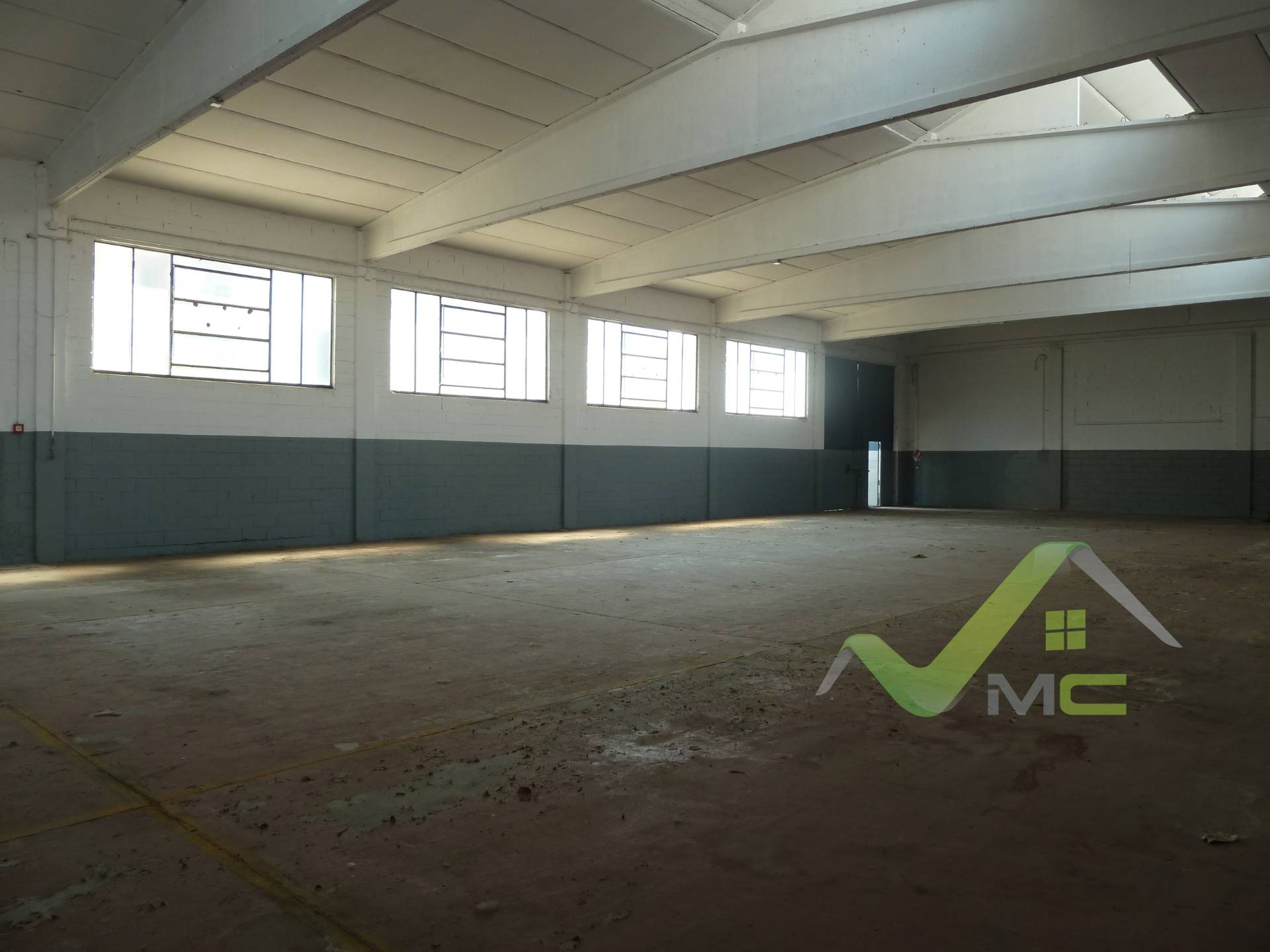 Capannone in vendita a Liscate