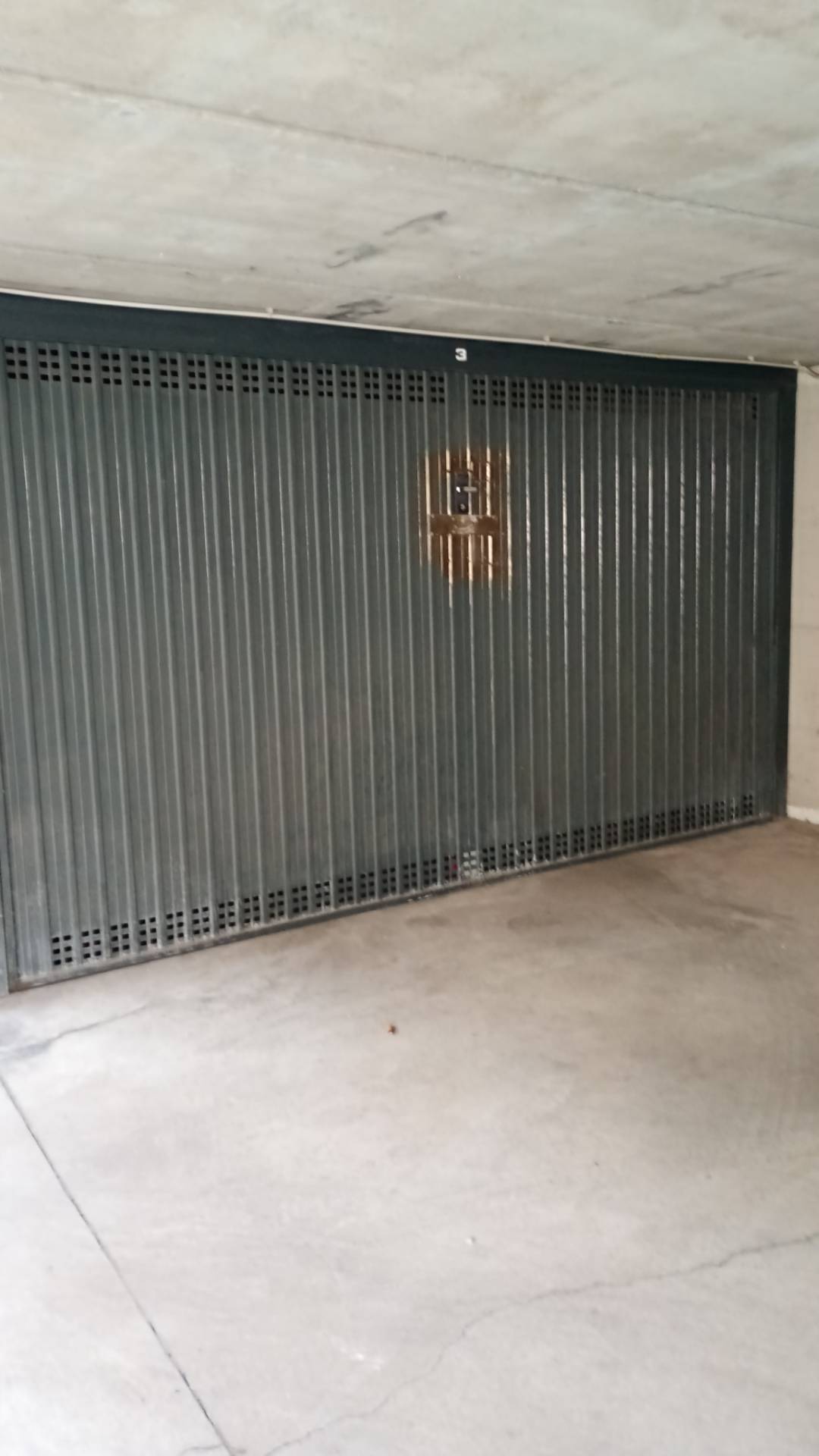 Box o garage in vendita a Melzo