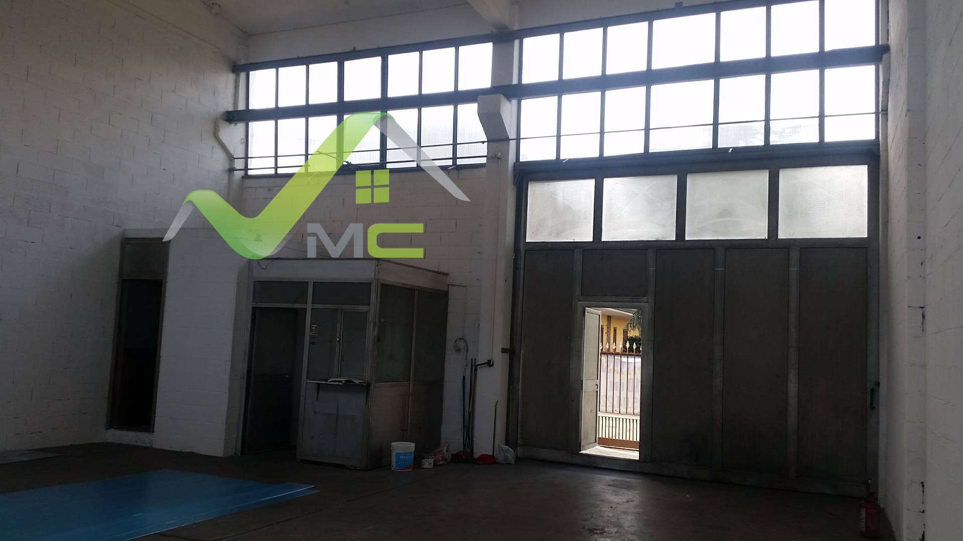 Capannone in affitto a Vignate