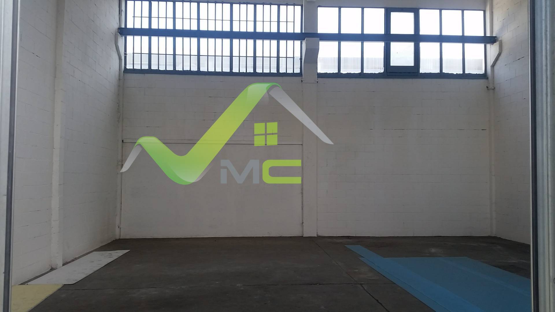 Capannone in affitto a Pessano con Bornago