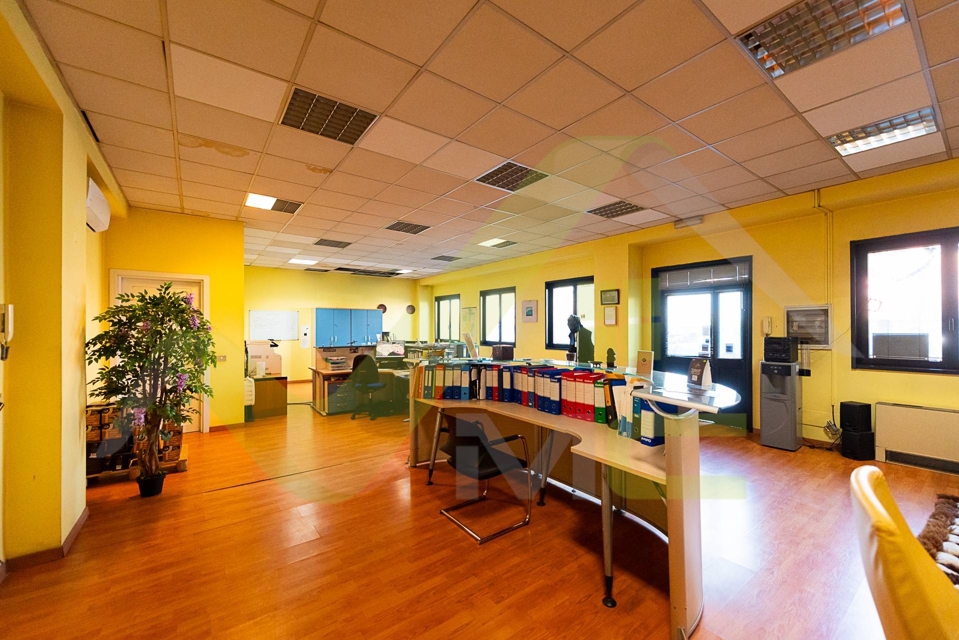 Capannone in vendita a Pantigliate