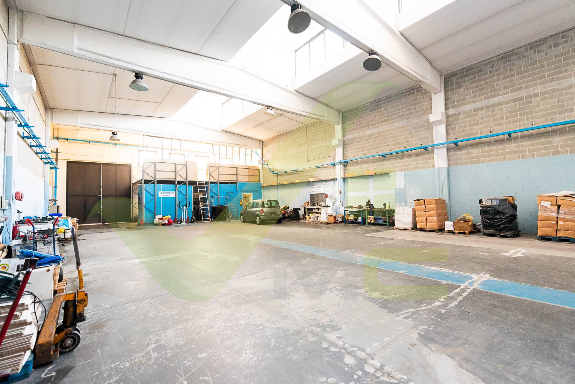 Capannone in vendita a Segrate