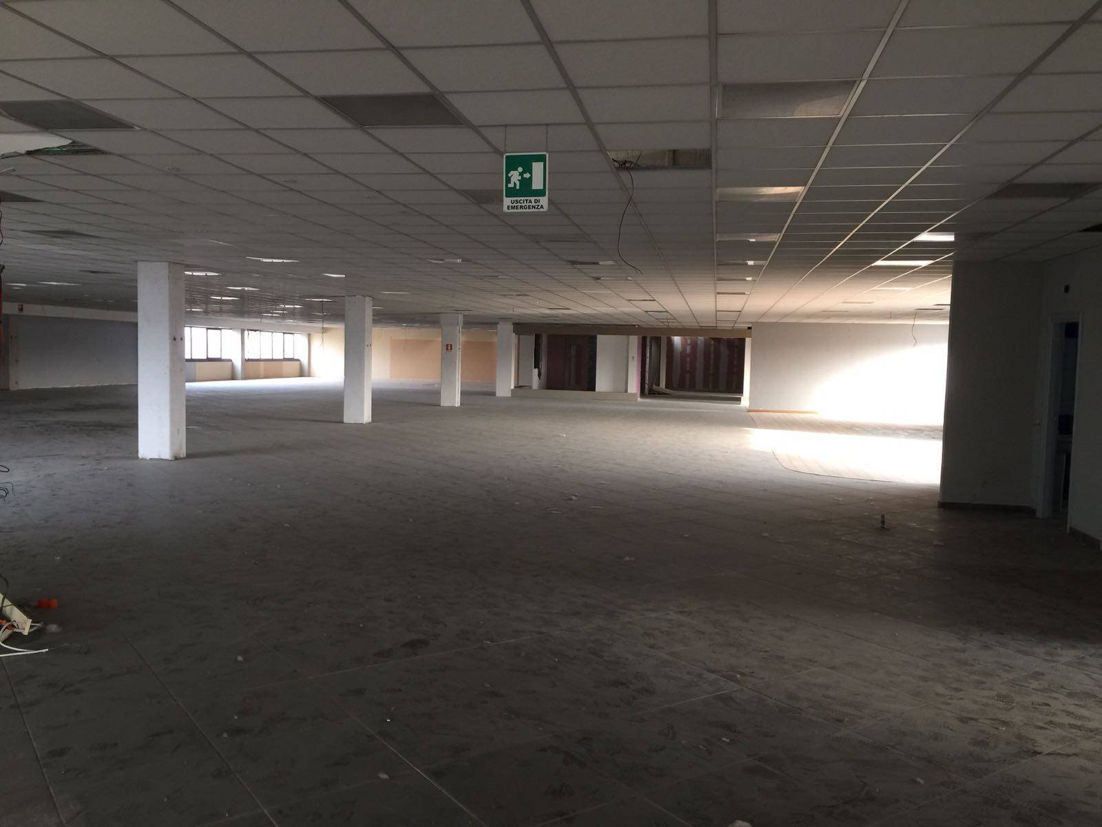 Negozio in vendita a Liscate