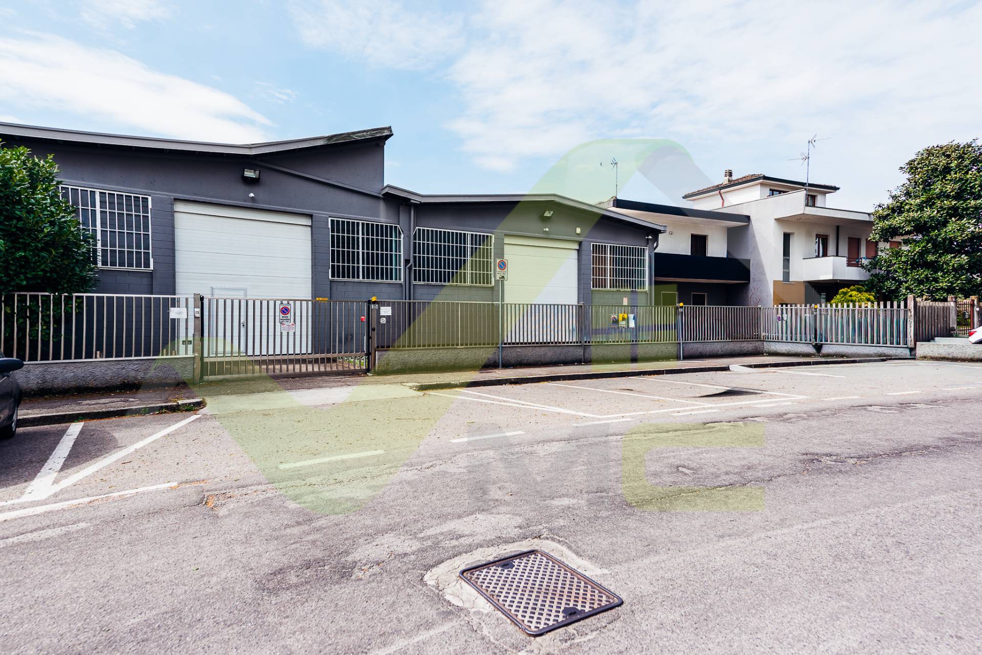 Capannone in vendita a Melzo