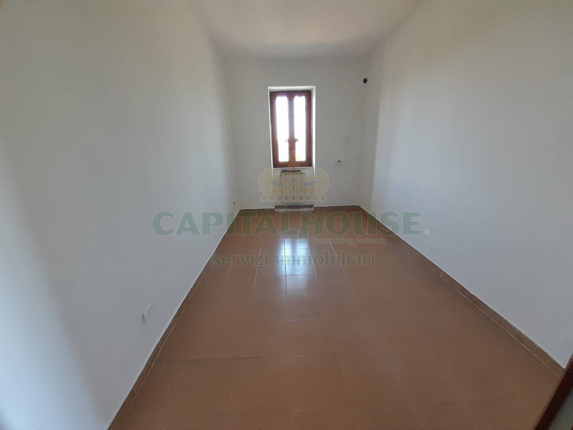 Appartamento in affitto a Caserta, Sala