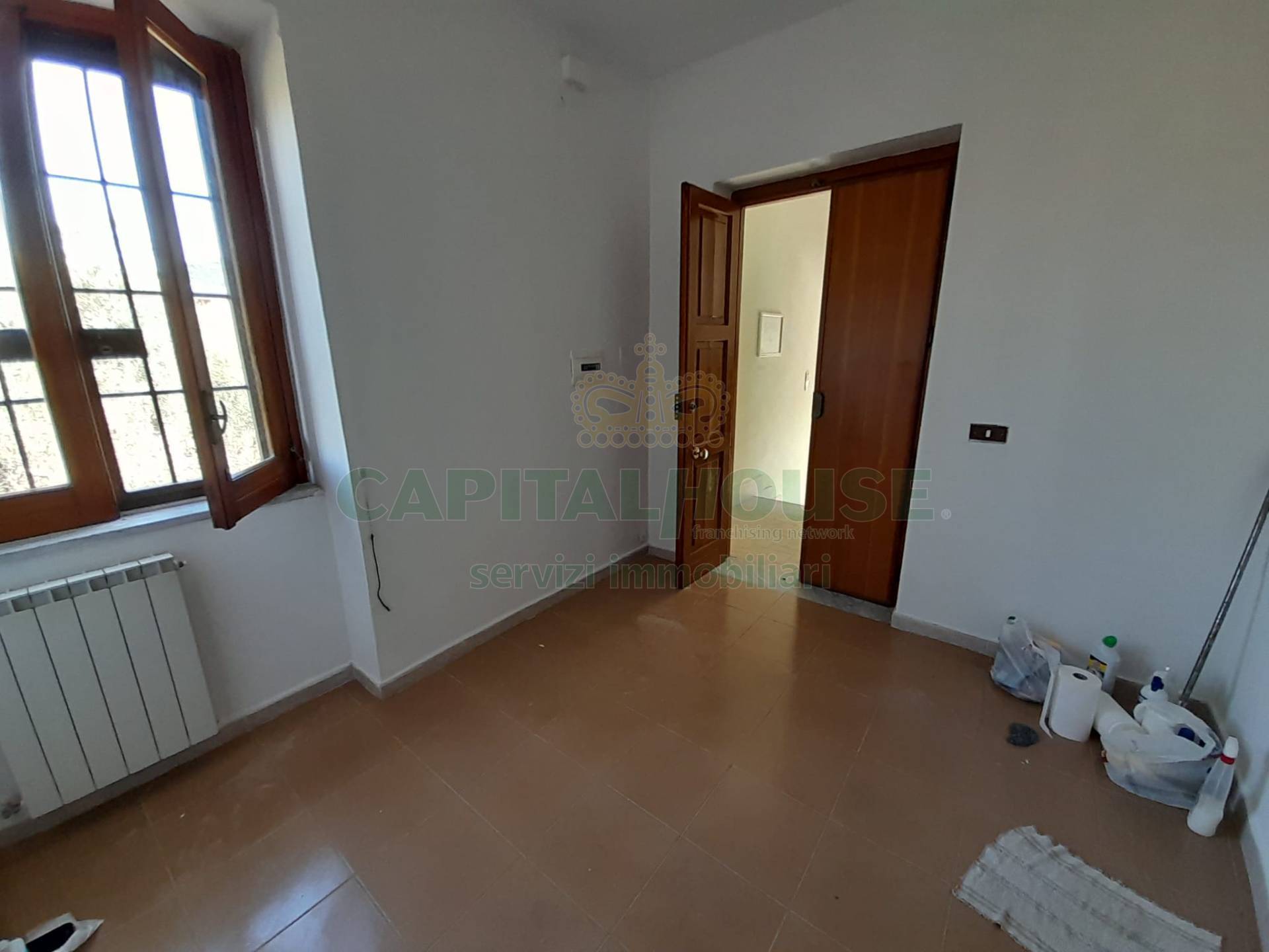 Appartamento in affitto a Caserta, Sala