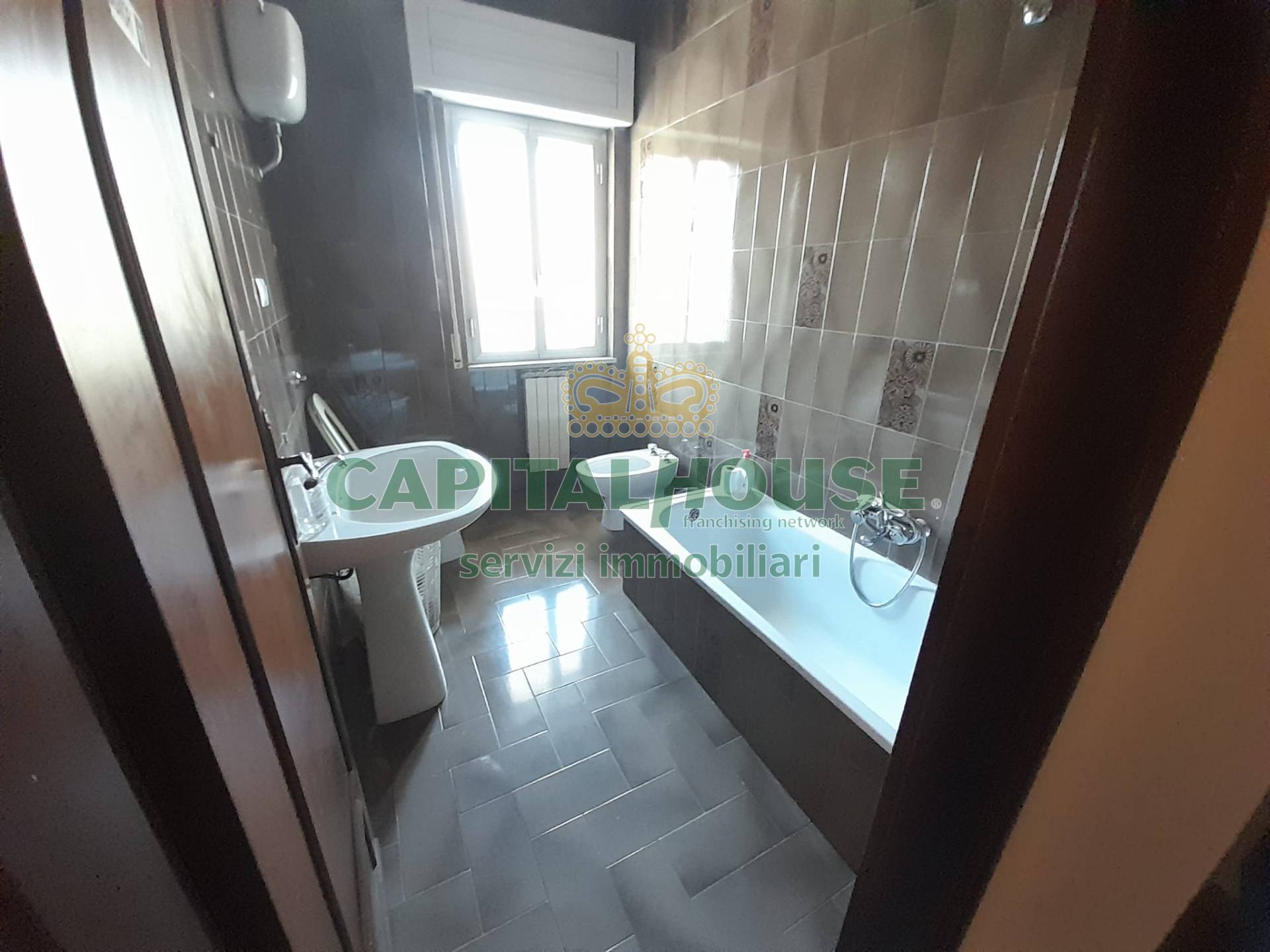 Ufficio in affitto a Caserta