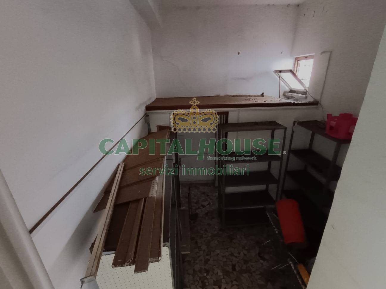 Commerciale in vendita a Caserta