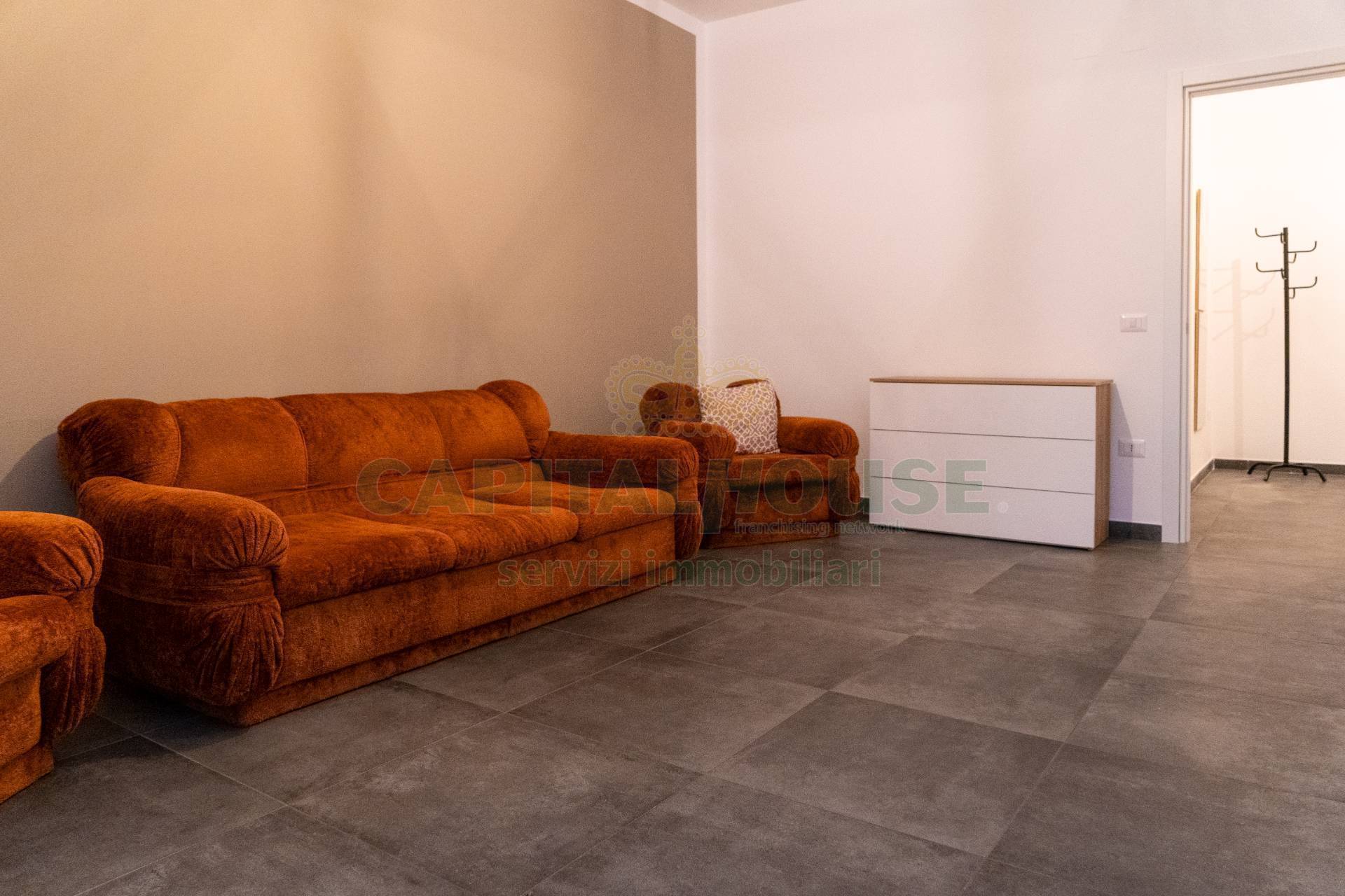 Camere (solo AFFITTO) in affitto a Caserta, Ospedale