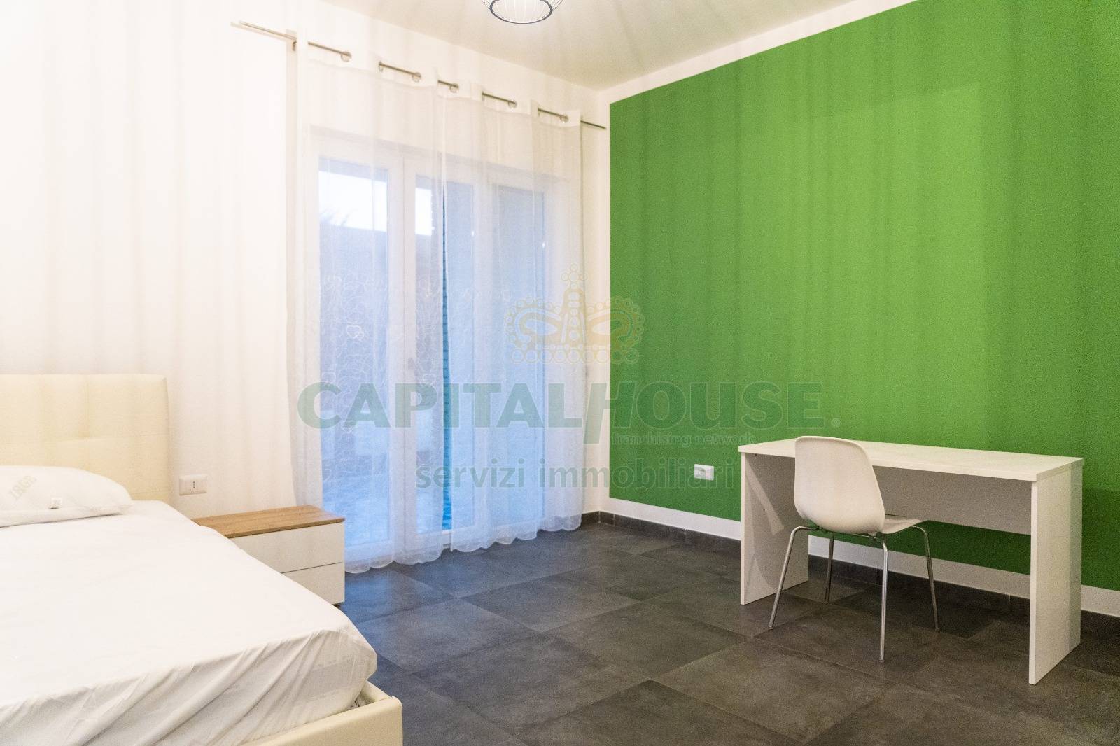 Camere (solo AFFITTO) in affitto a Caserta, Ospedale