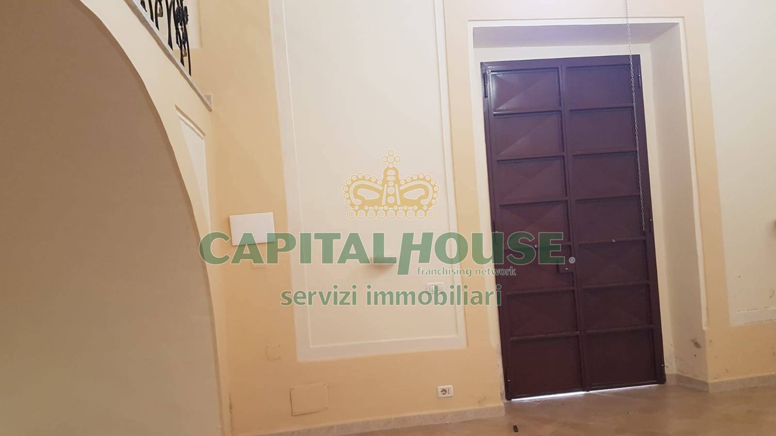 Laboratorio in affitto a Caserta, Sala