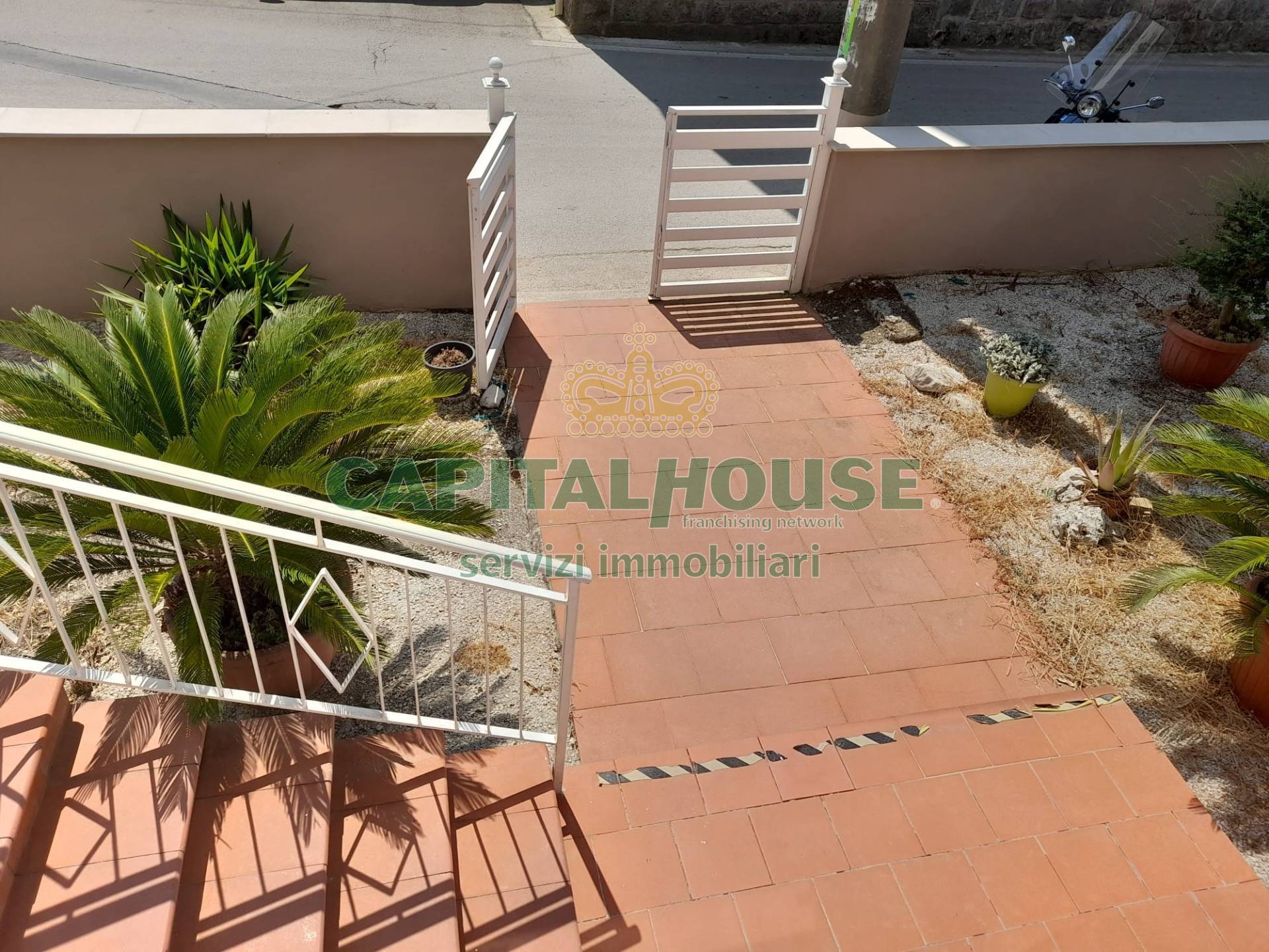 Commerciale in affitto a Caserta, Casola