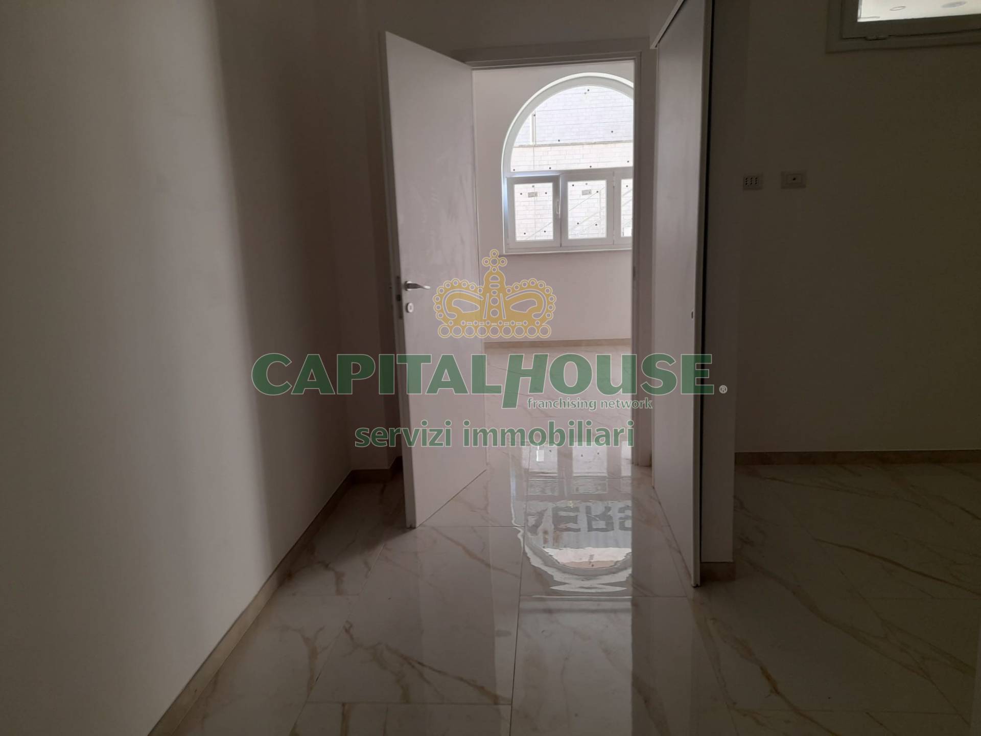 Bilocale in affitto a Castel Morrone, Largisi