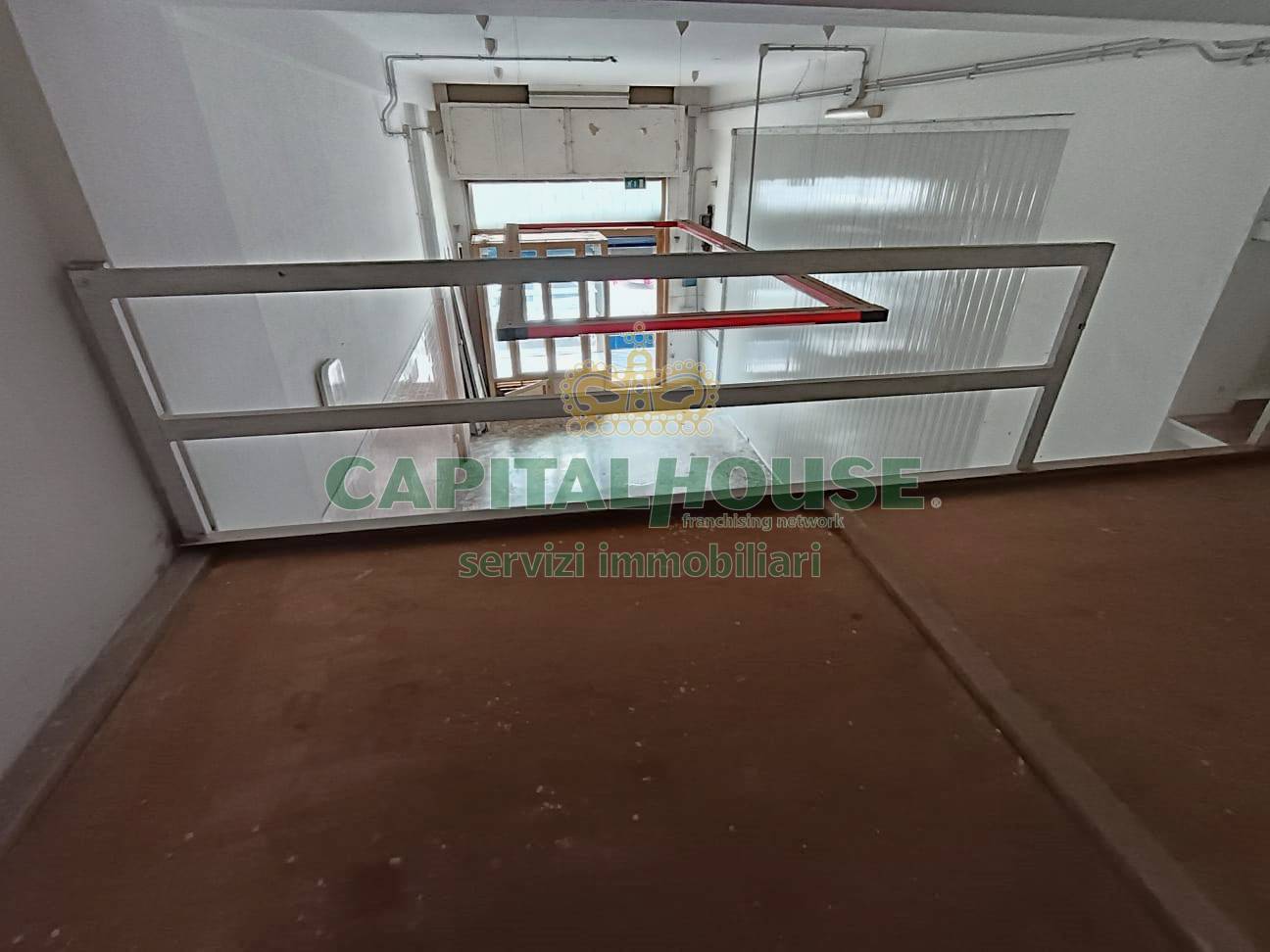 Commerciale in vendita a Caserta