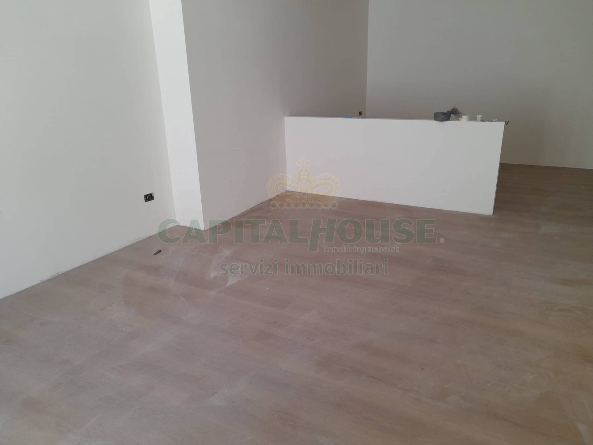 Monolocale in affitto a Caserta, ZONA MERCATO