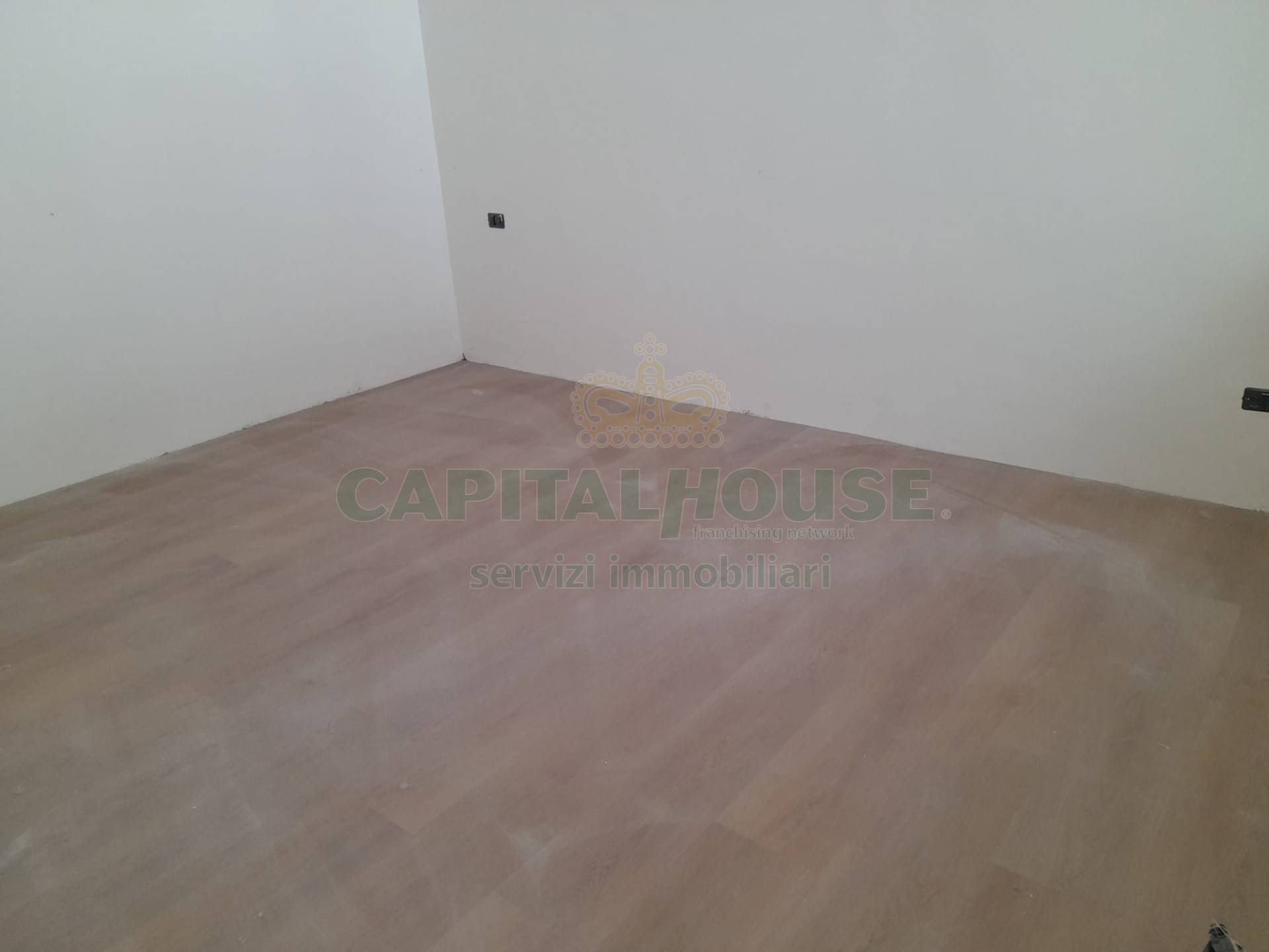 Monolocale in affitto a Caserta, ZONA MERCATO