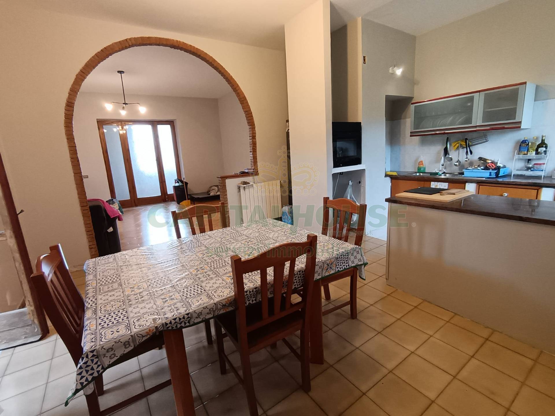 Appartamento in vendita a Castel Morrone, Annunziata