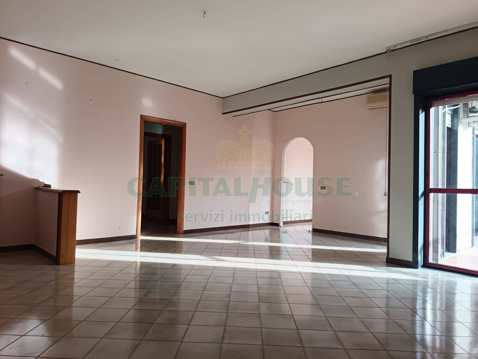 Appartamento in vendita a Caserta, Centro