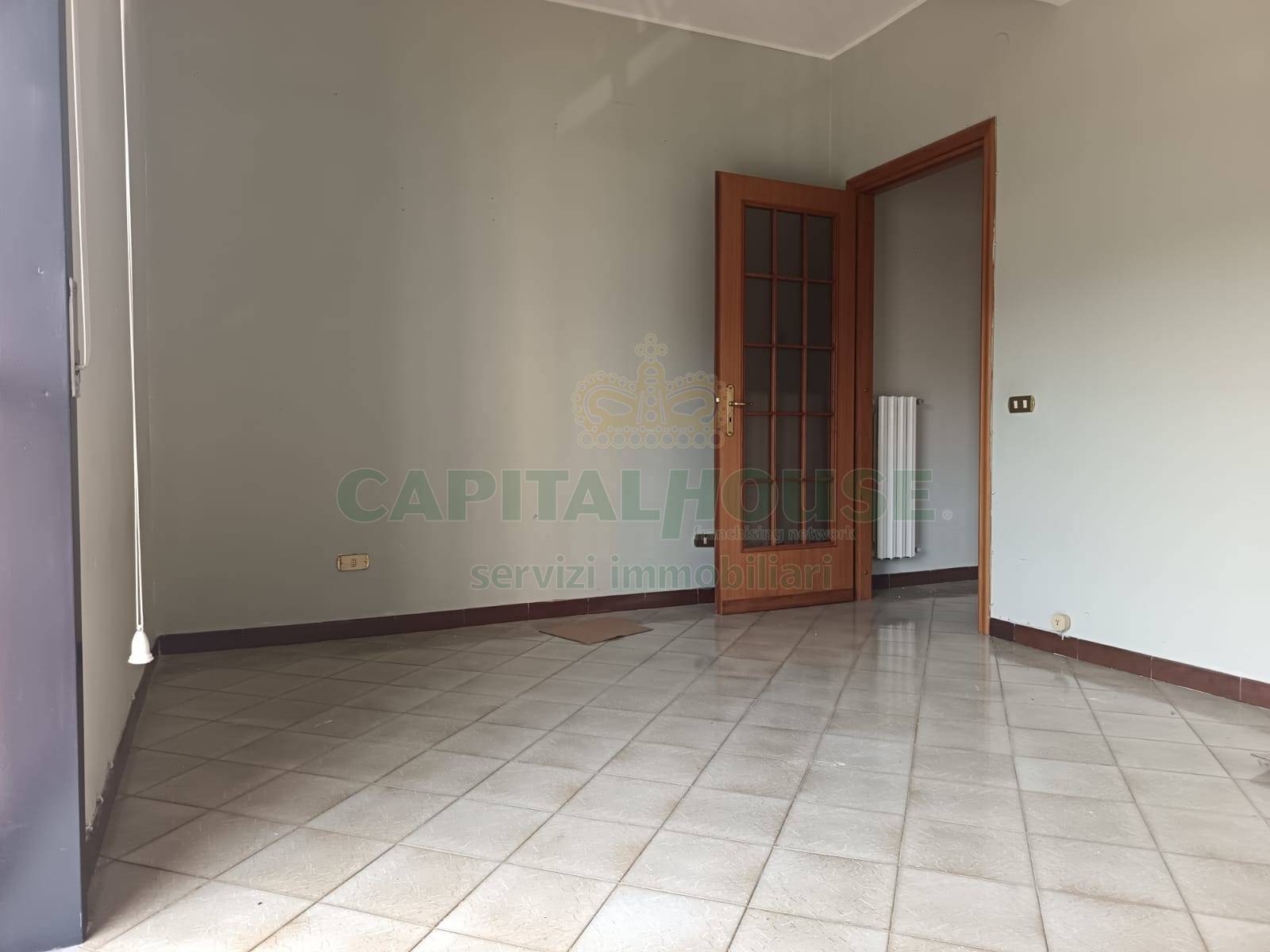 Appartamento in vendita a Caserta, Centro