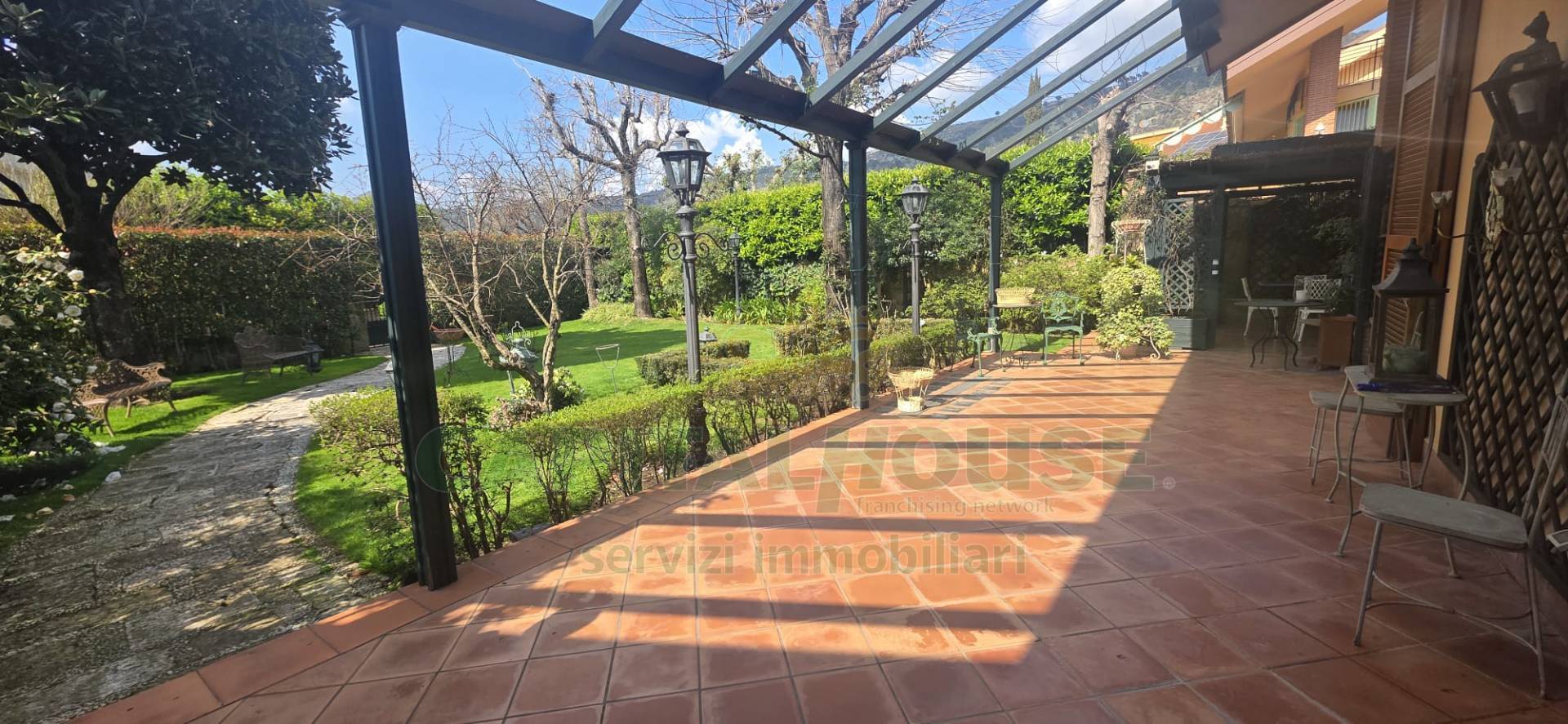 Villa in vendita a Caserta