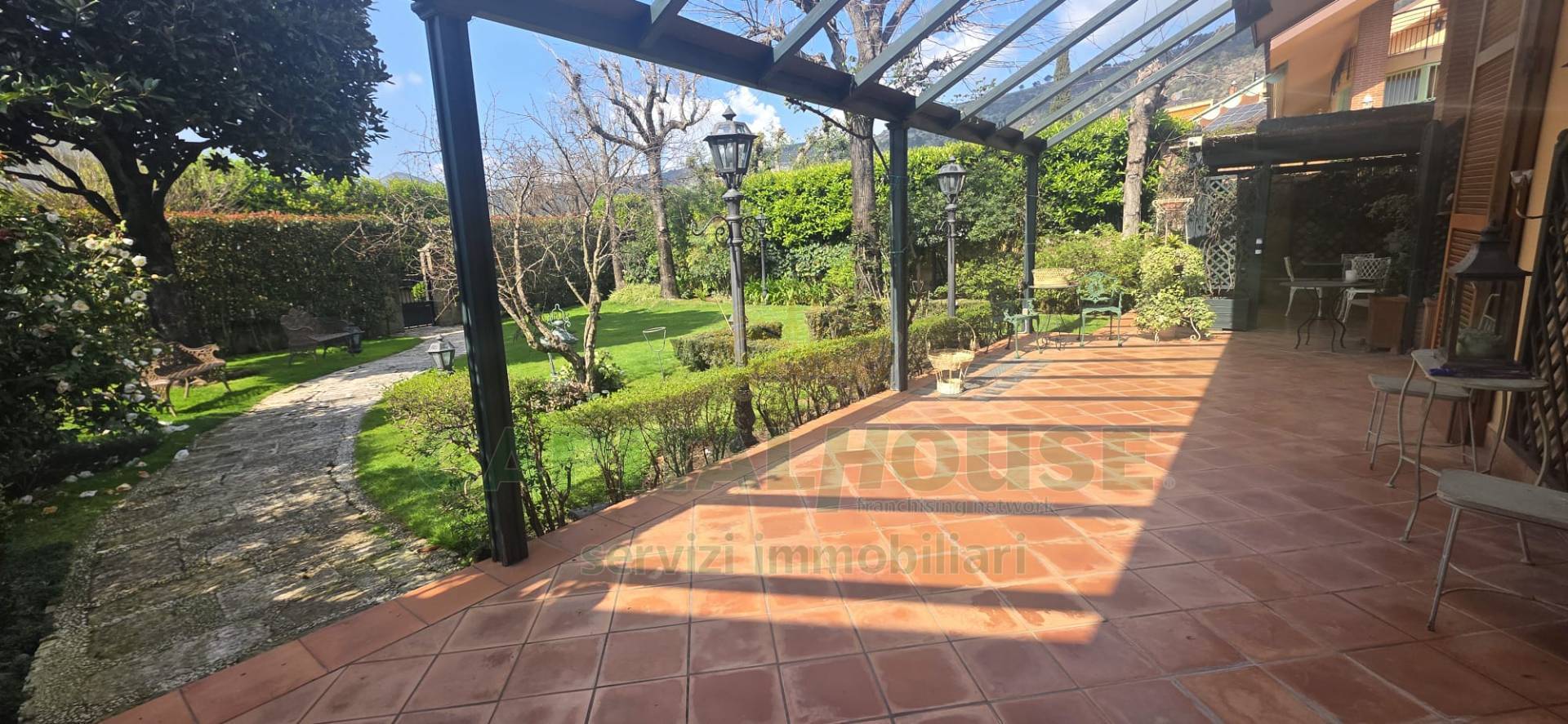 Villa in vendita a Caserta