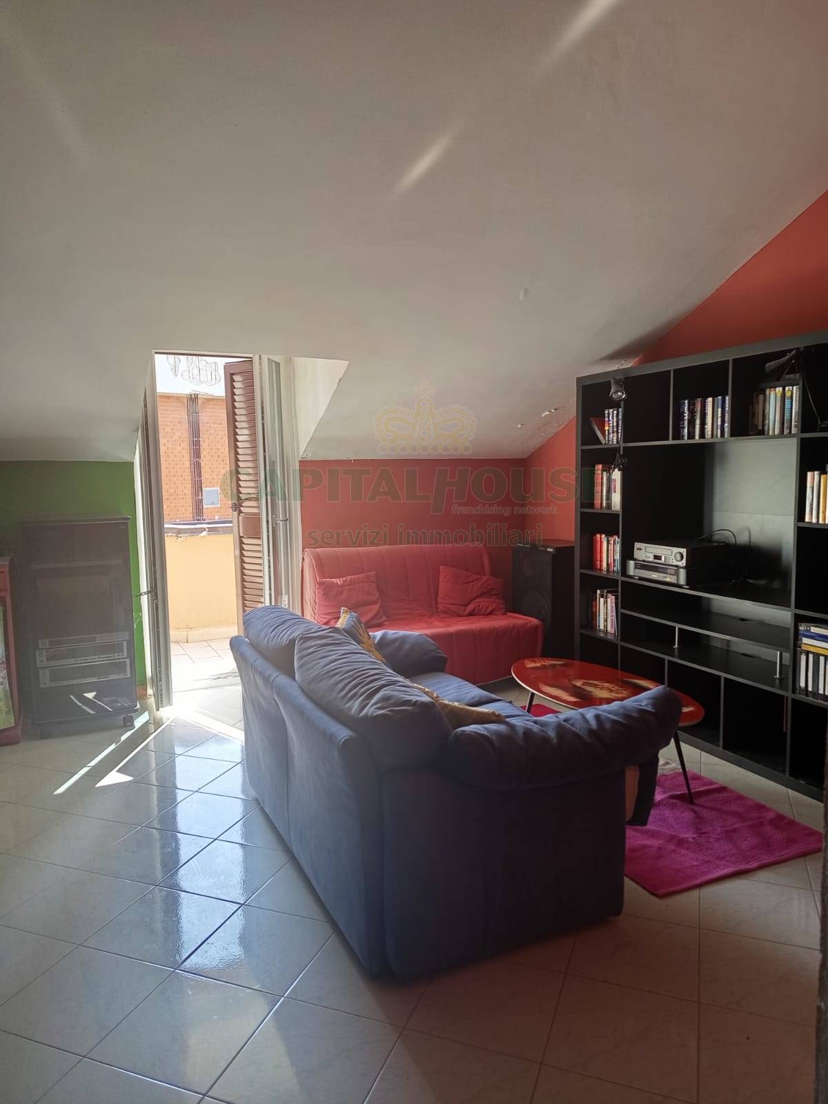 Mansarda in vendita a Caserta, Centurano