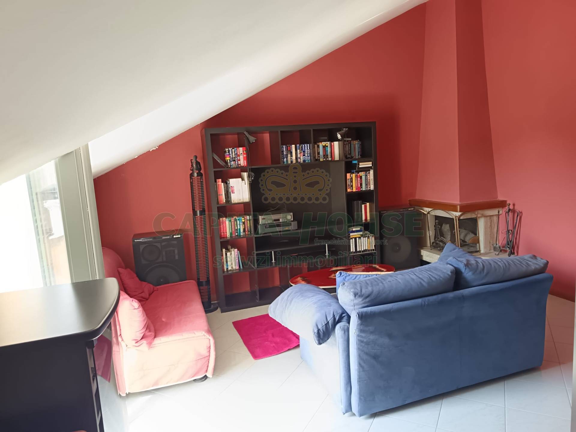 Mansarda in vendita a Caserta, Centurano