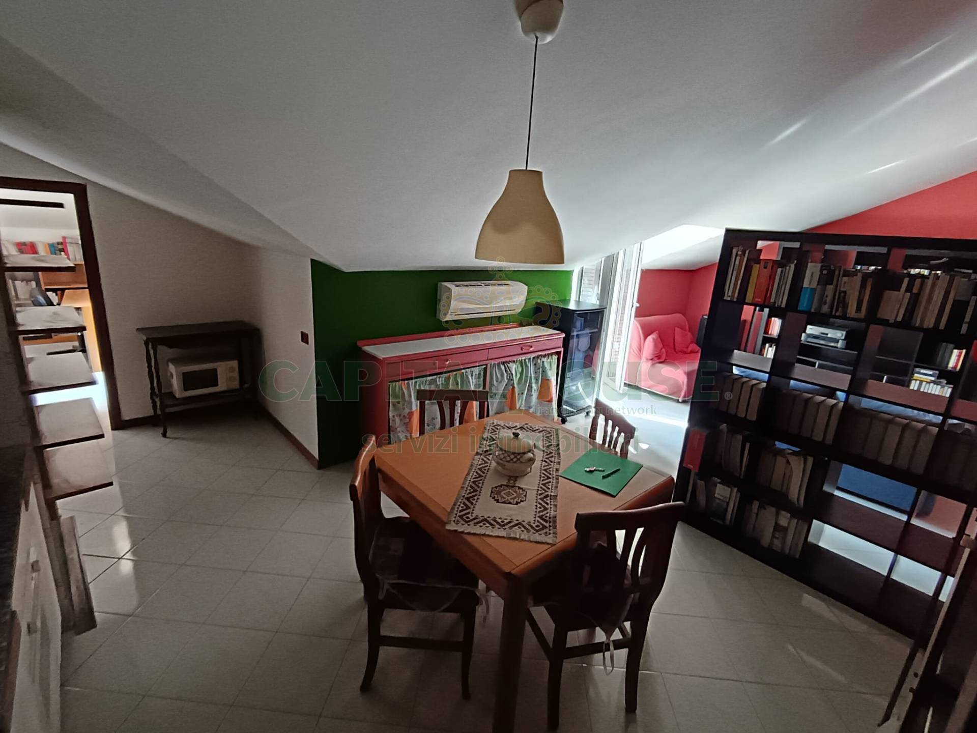 Mansarda in vendita a Caserta, Centurano