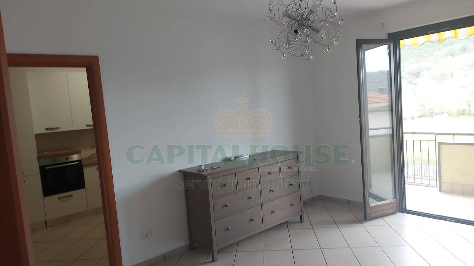 Trilocale in affitto a Castel Morrone