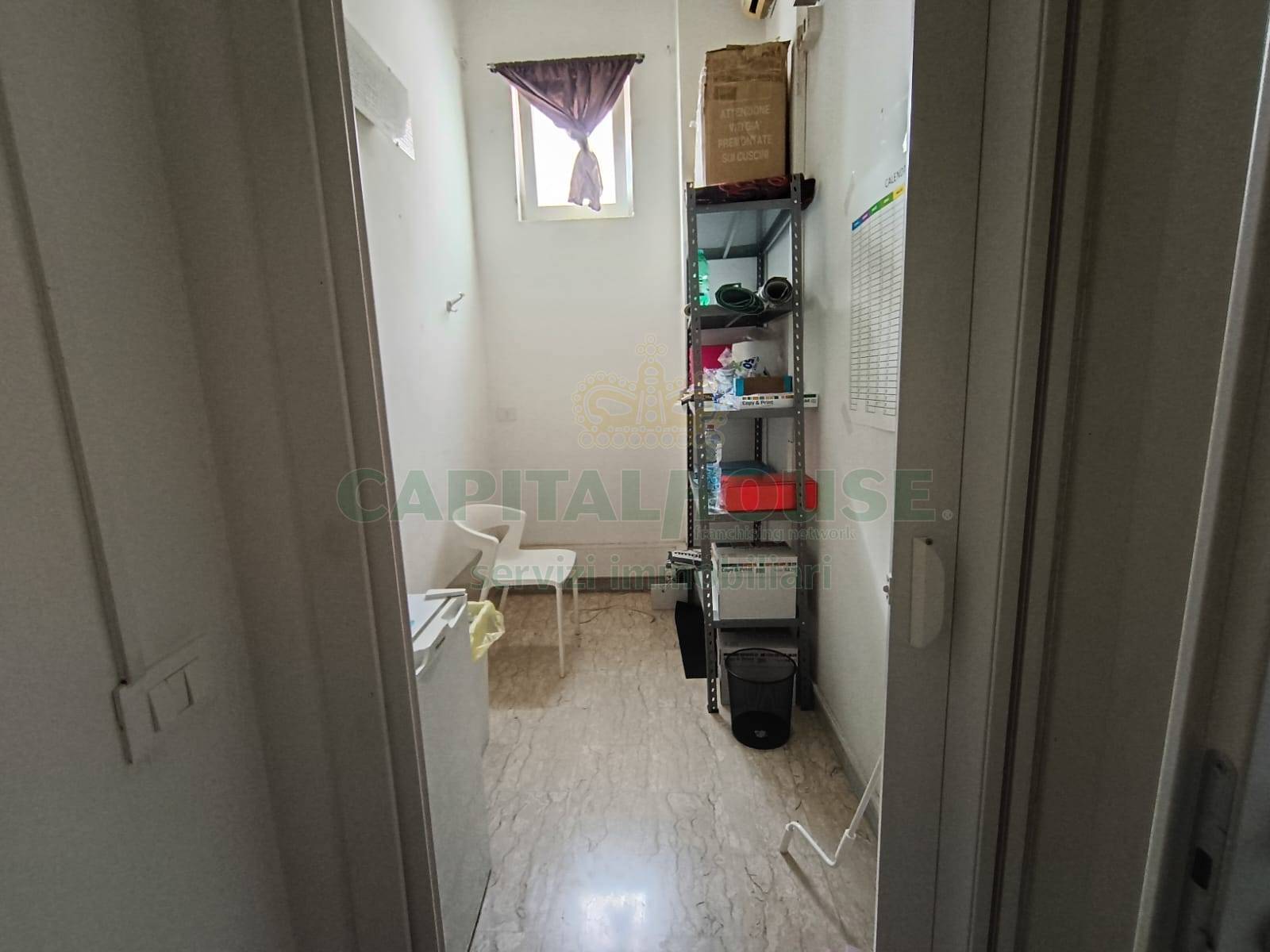 Commerciale in affitto a Caserta, Ospedale