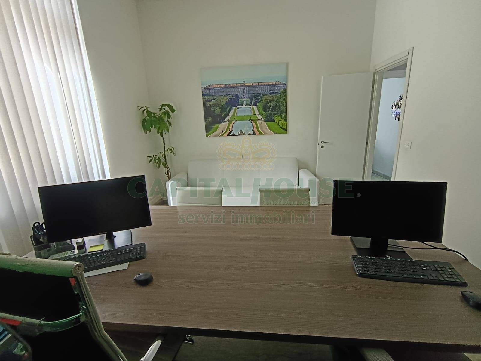 Commerciale in affitto a Caserta, Ospedale