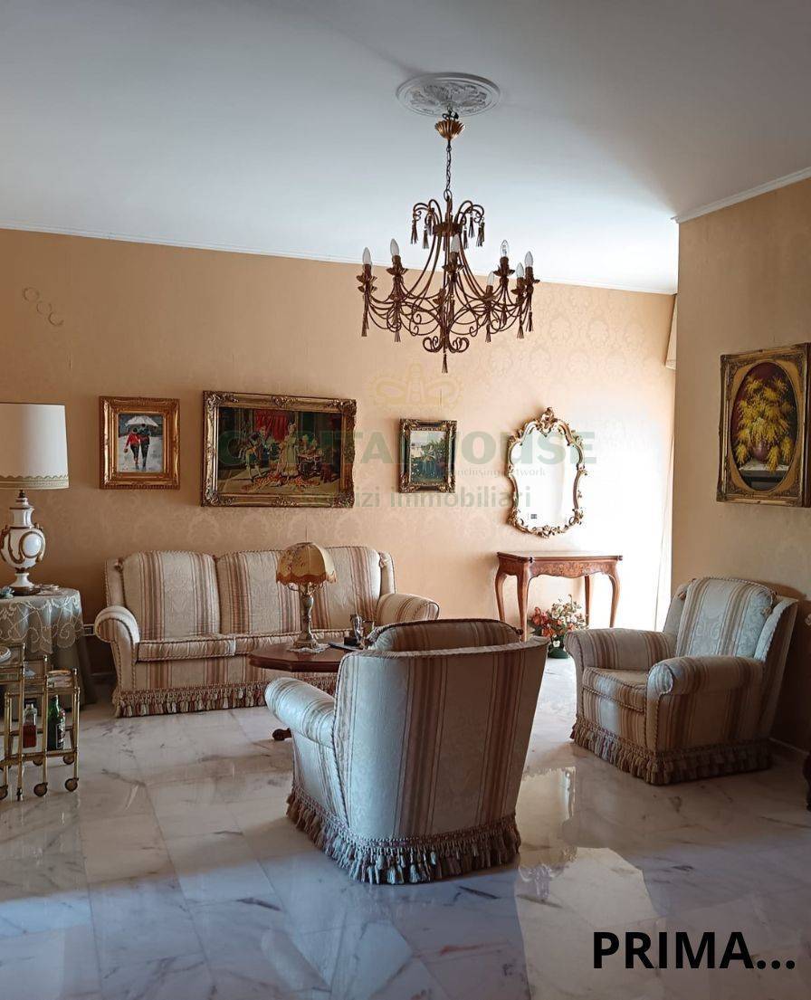 Appartamento in vendita a Caserta, Corso Giannone