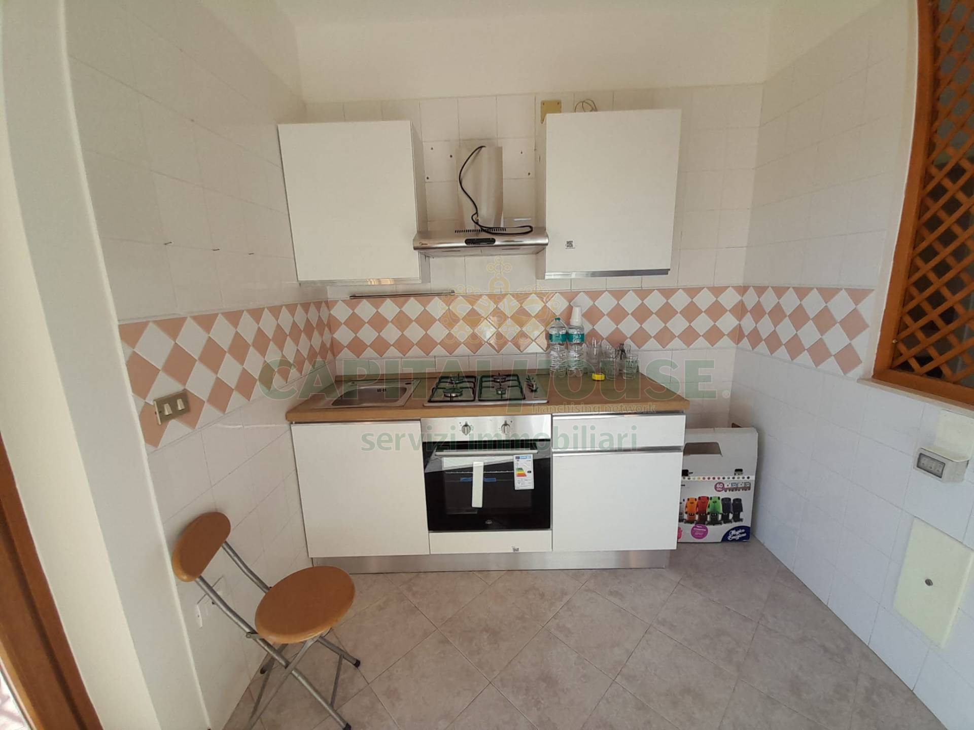 Trilocale in affitto a Caserta, Casola