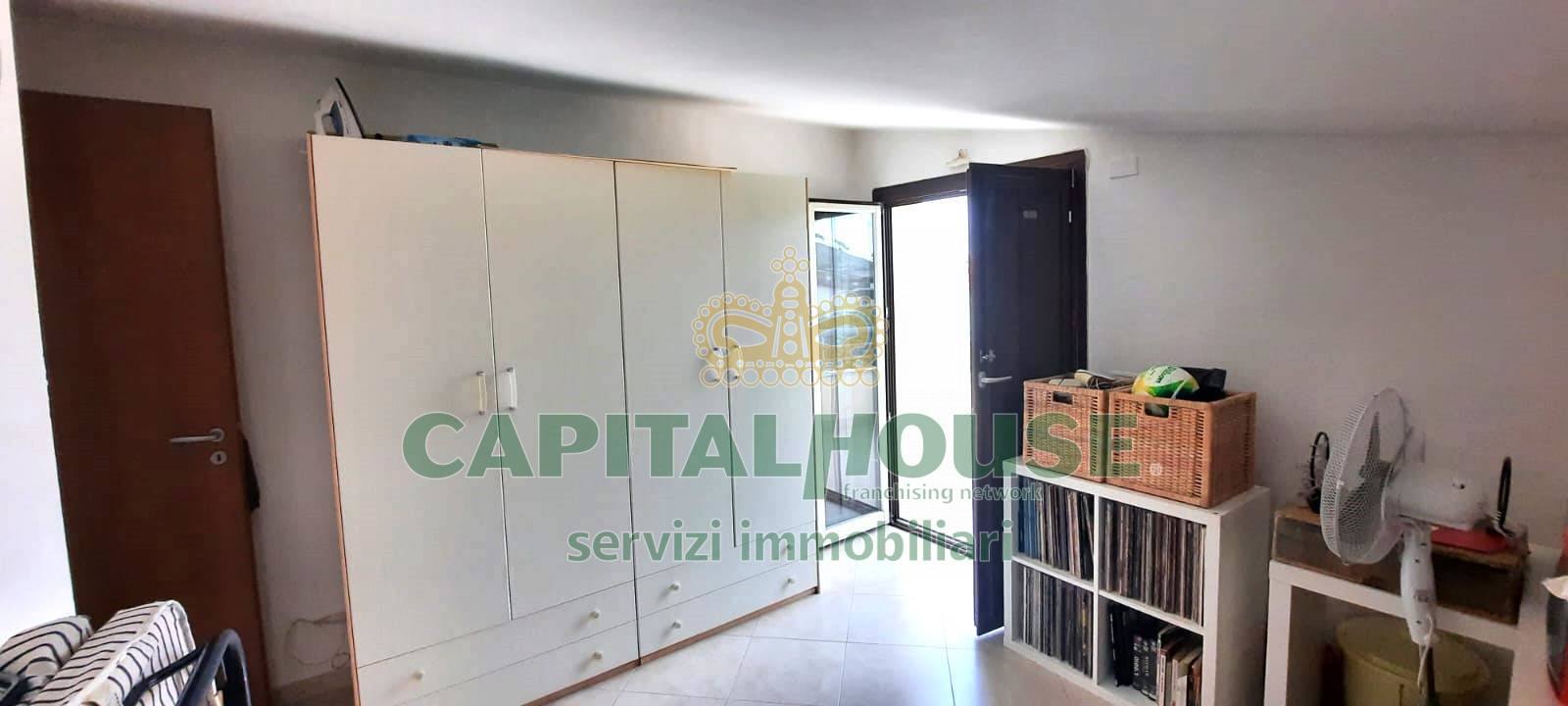 Mansarda in vendita a Caserta, Casola