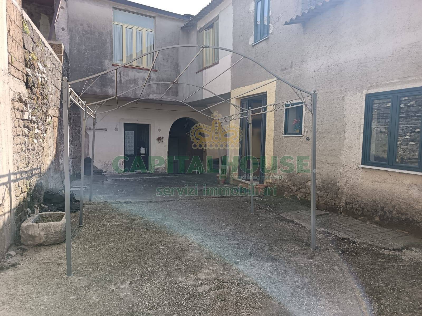 Indipendente in affitto a Caserta, Sommana